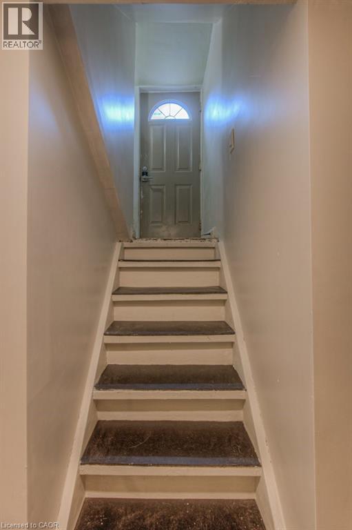Photo 33 of 239 Rosewood Road, Hamilton ON