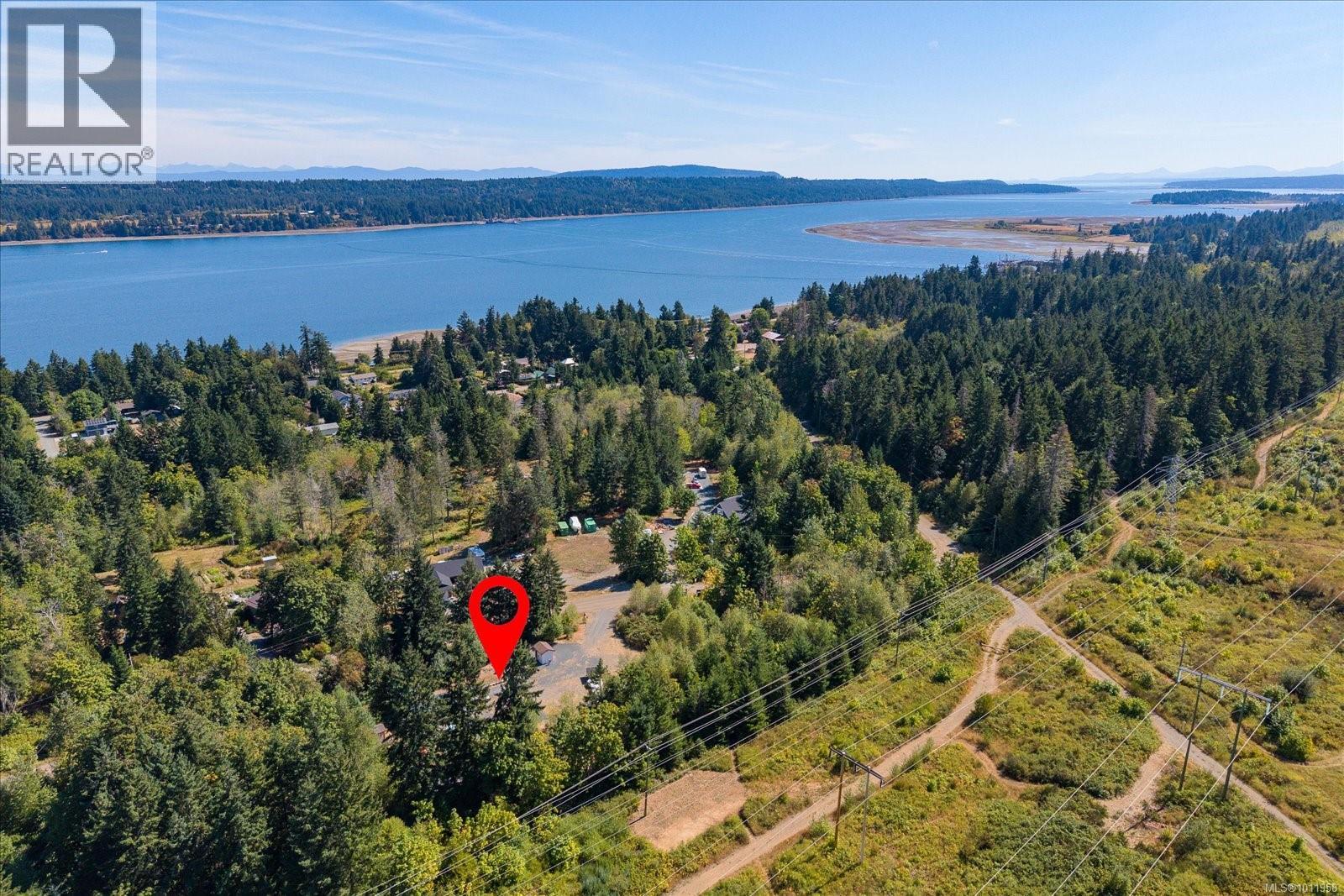 Photo 33 of 6593 Country Rd, Fanny Bay BC