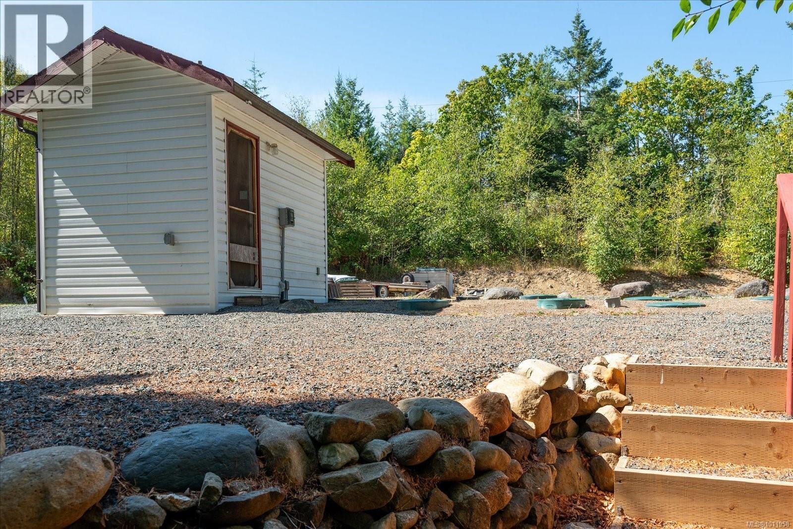 Photo 21 of 6593 Country Rd, Fanny Bay BC