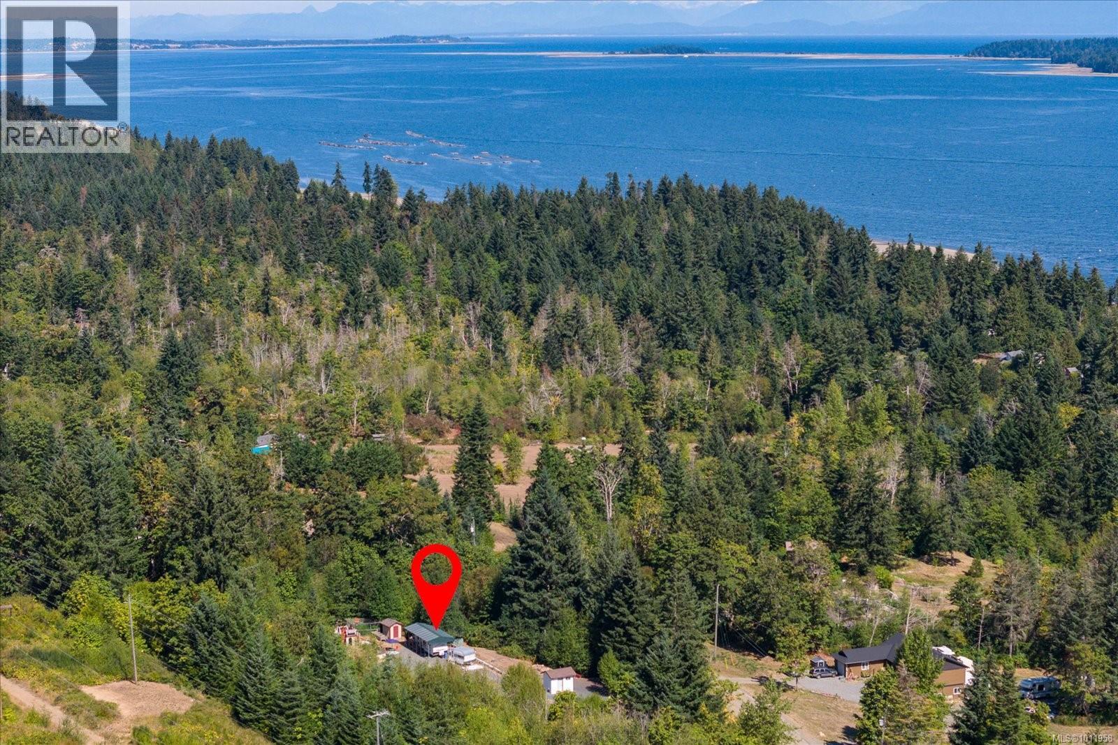 Photo 30 of 6593 Country Rd, Fanny Bay BC