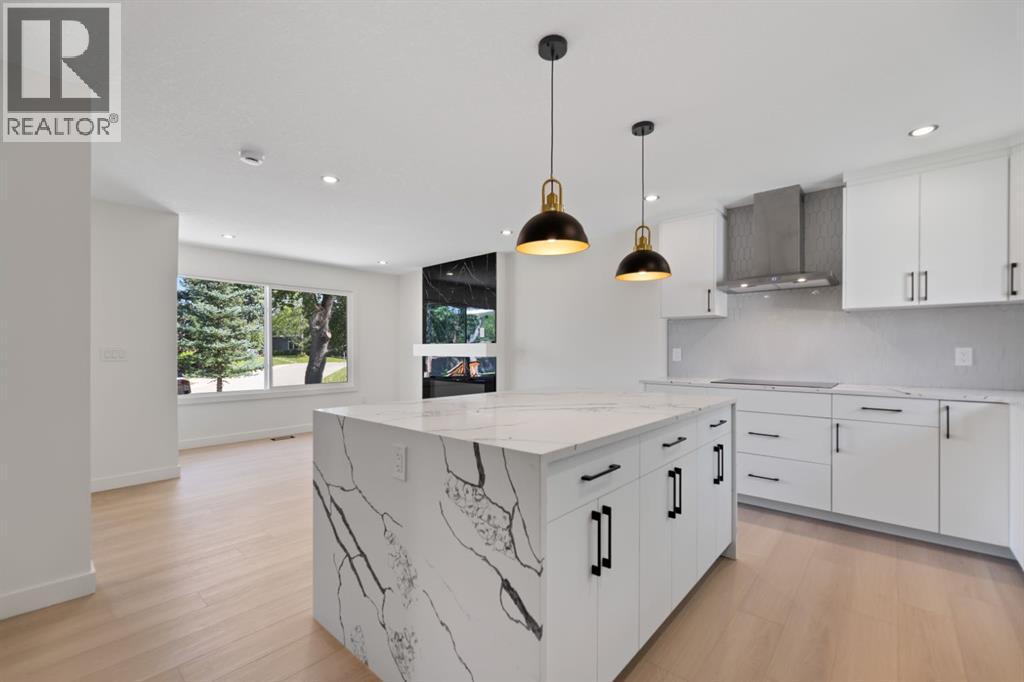 Photo 15 of 3419 19 Street Nw, Calgary AB