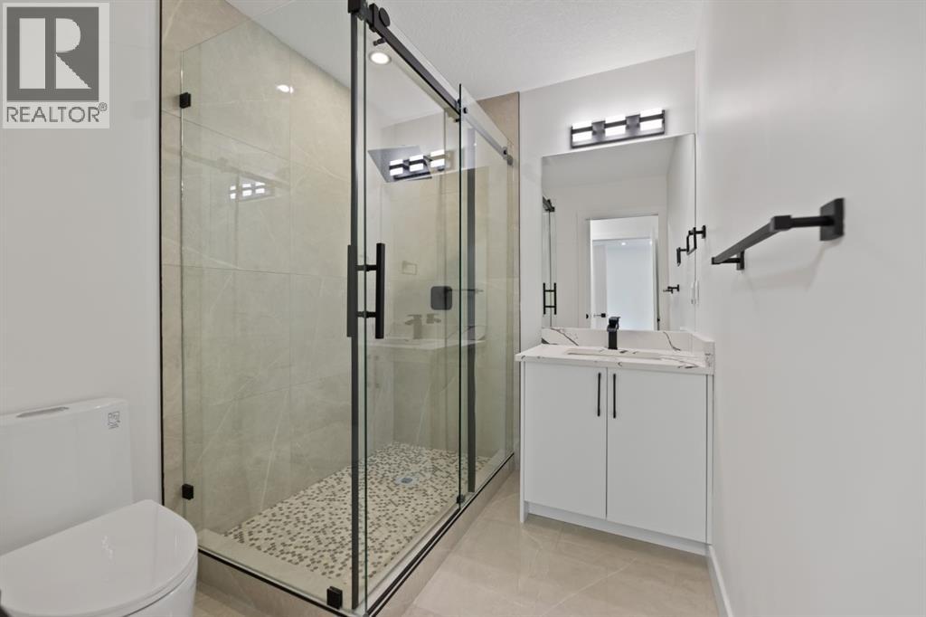 Photo 23 of 3419 19 Street Nw, Calgary AB