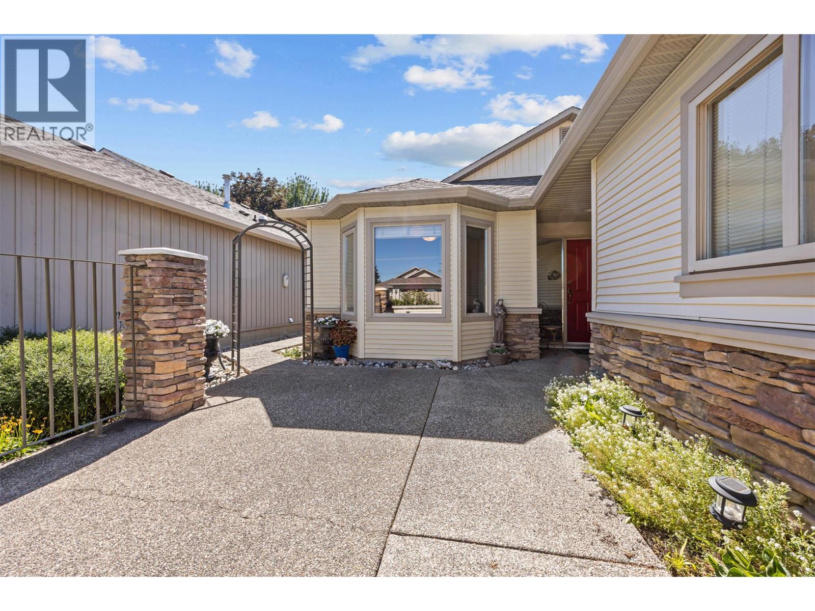 Photo 4 of 2365 Stillingfleet Road Unit 18, Kelowna BC