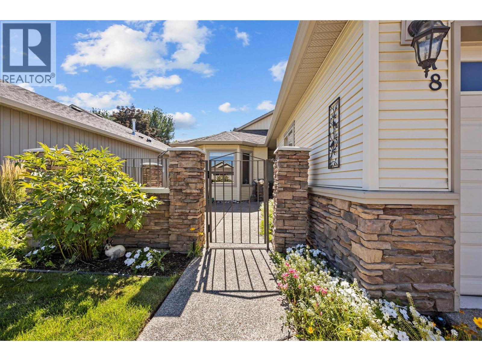 Photo 3 of 2365 Stillingfleet Road Unit 18, Kelowna BC