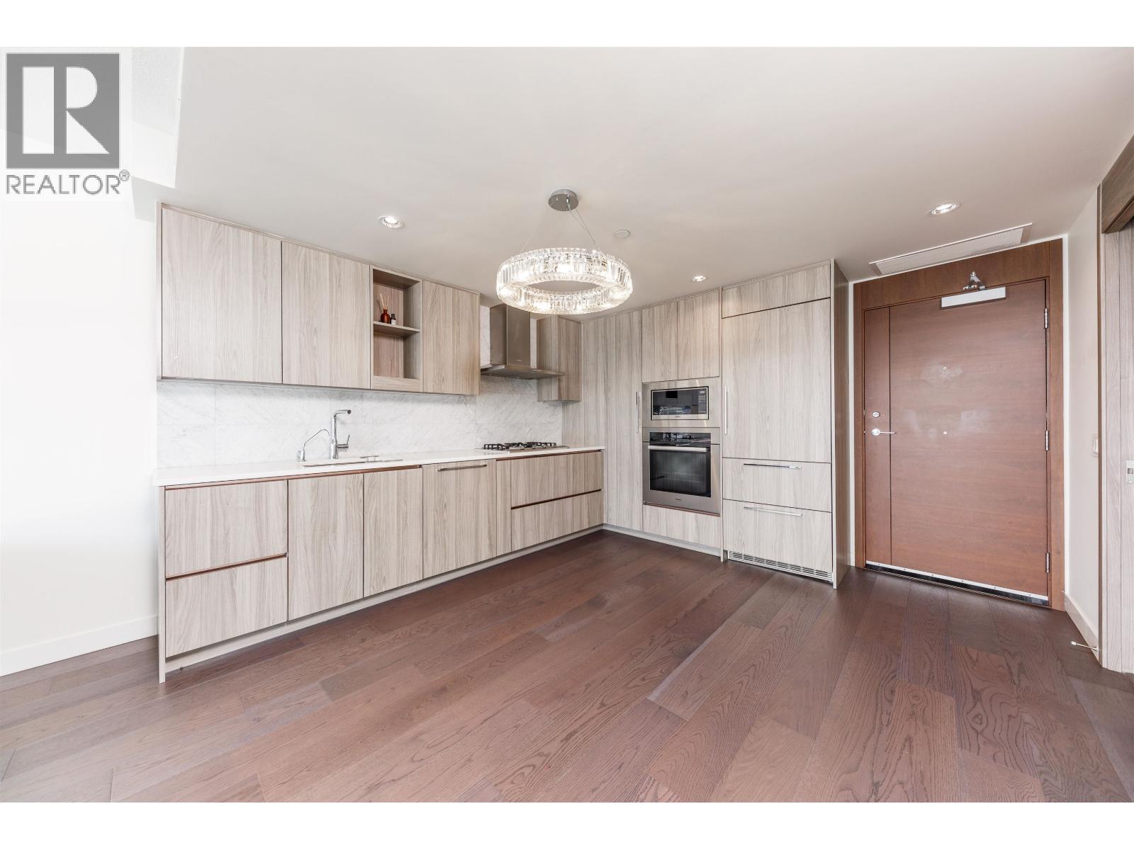 Photo 8 of 2816 89 Nelson Street, Vancouver BC