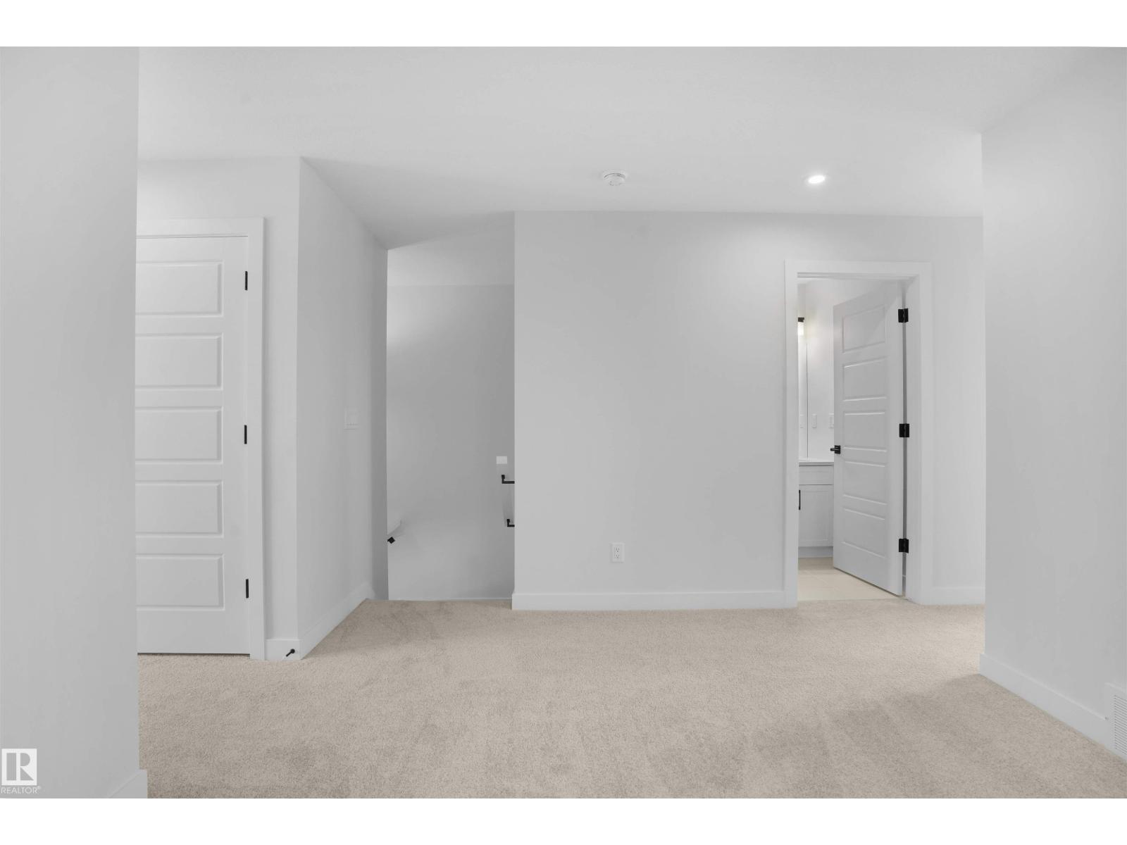 Photo 21 of 22519 88 Ave Nw, Edmonton AB