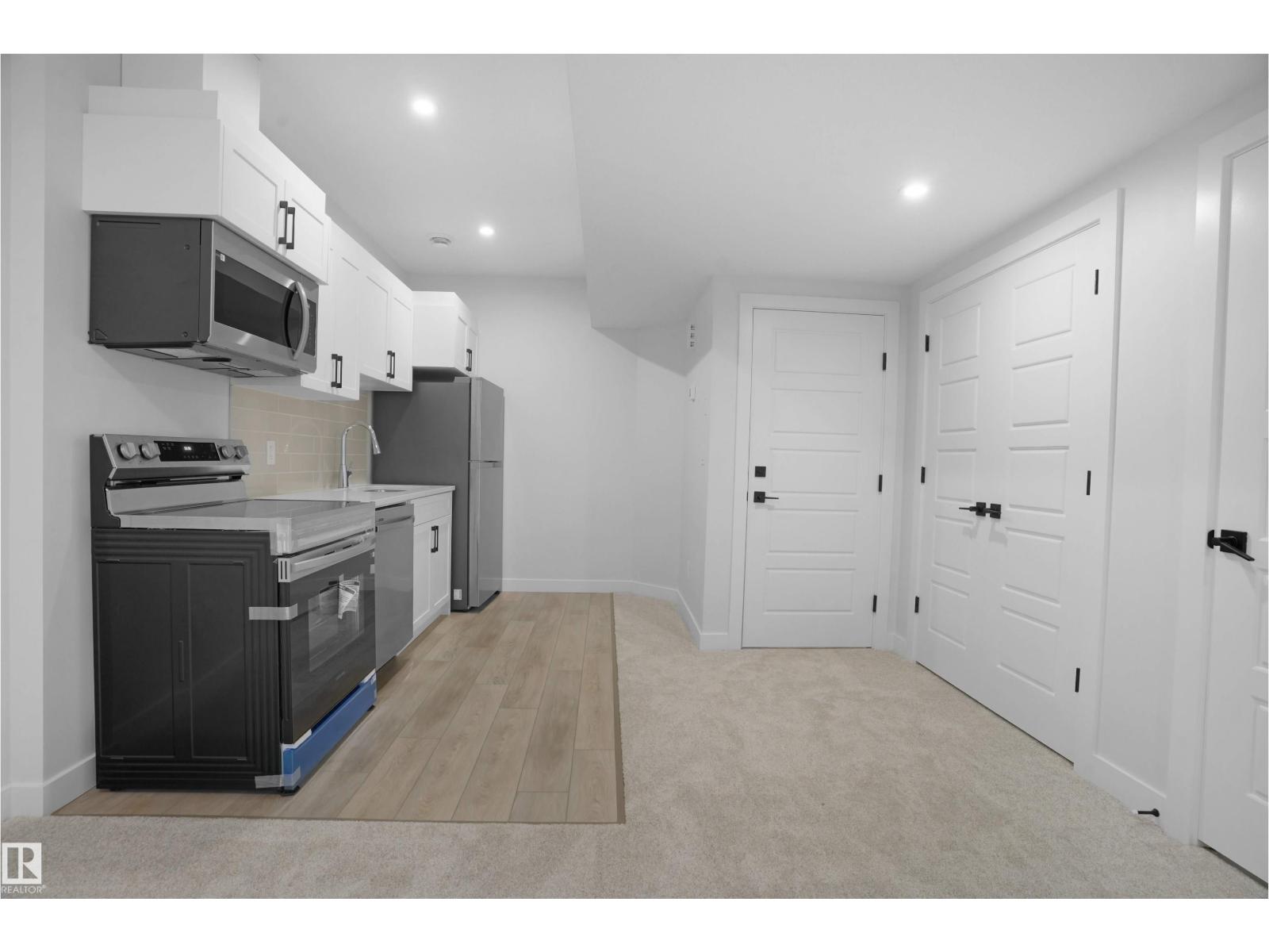 Photo 37 of 22519 88 Ave Nw, Edmonton AB