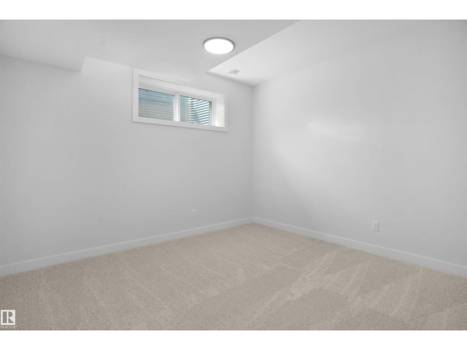 Photo 43 of 22519 88 Ave Nw, Edmonton AB