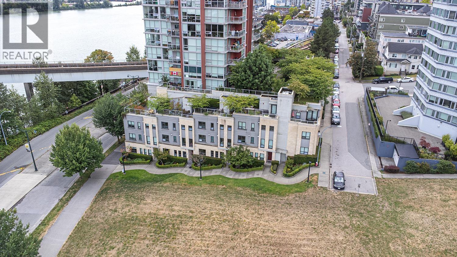 Photo 6 of Th 3 125 Columbia Street, New Westminster BC