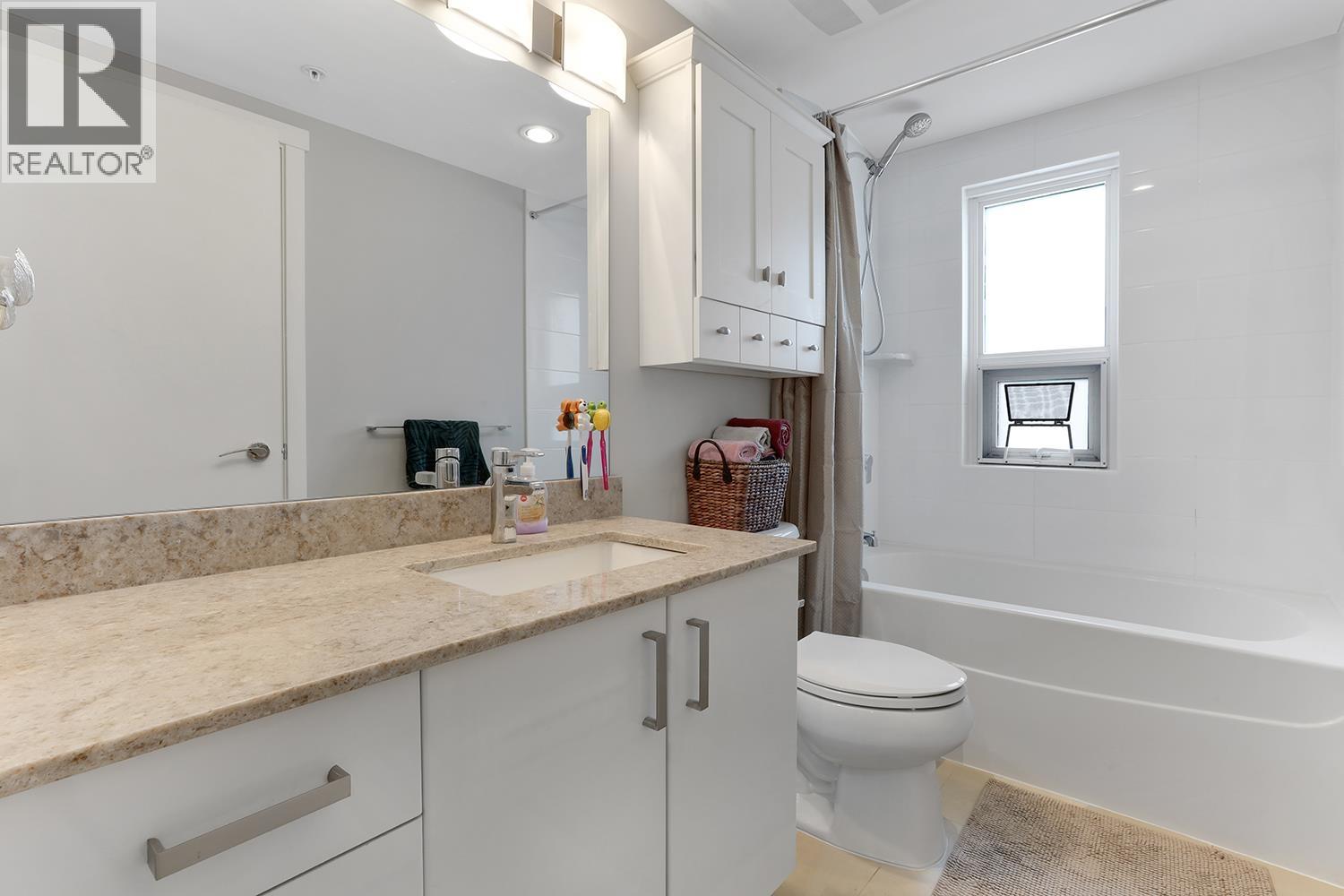 Photo 34 of Th 3 125 Columbia Street, New Westminster BC