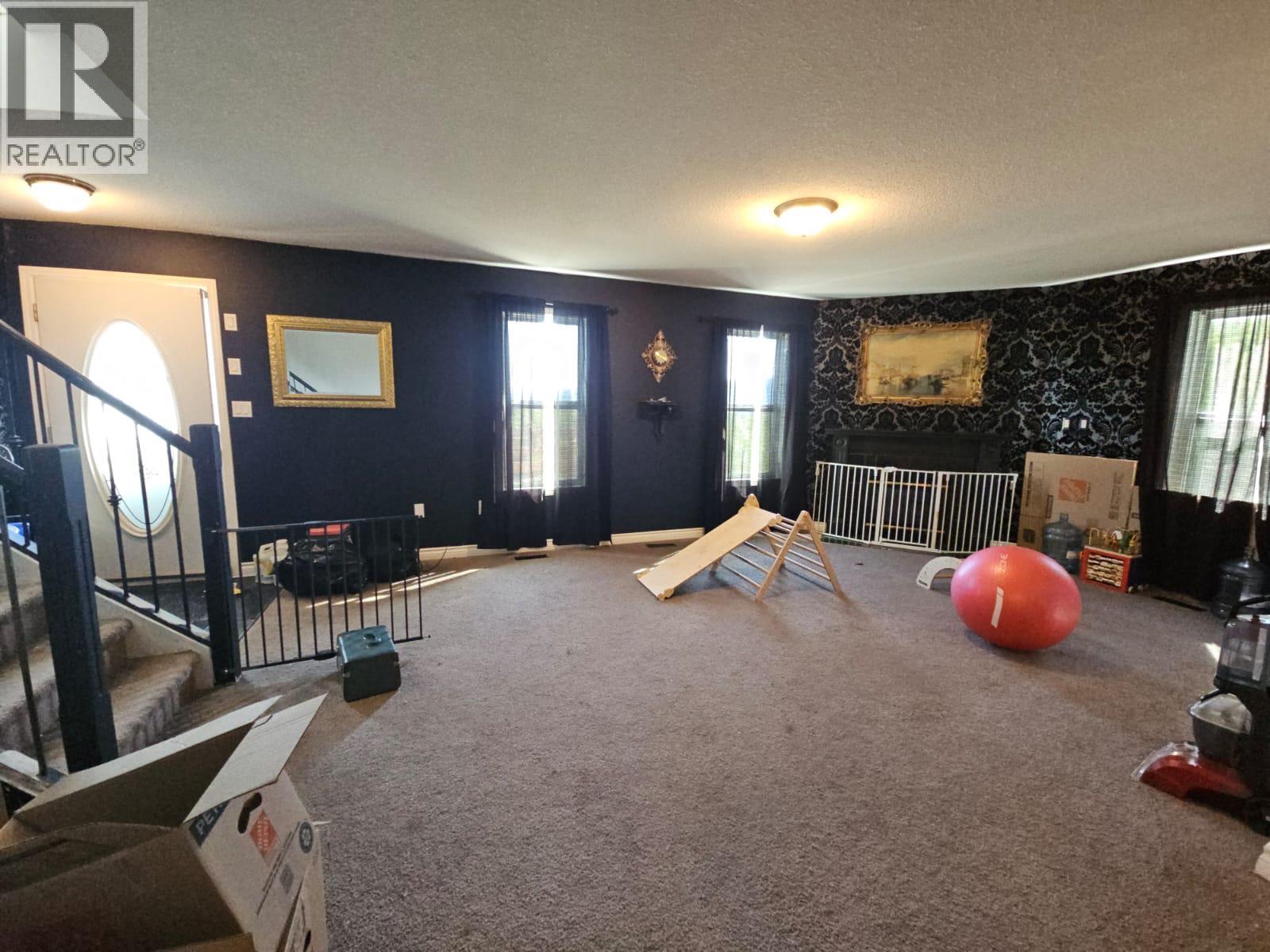 5200 45 Avenue, Chetwynd