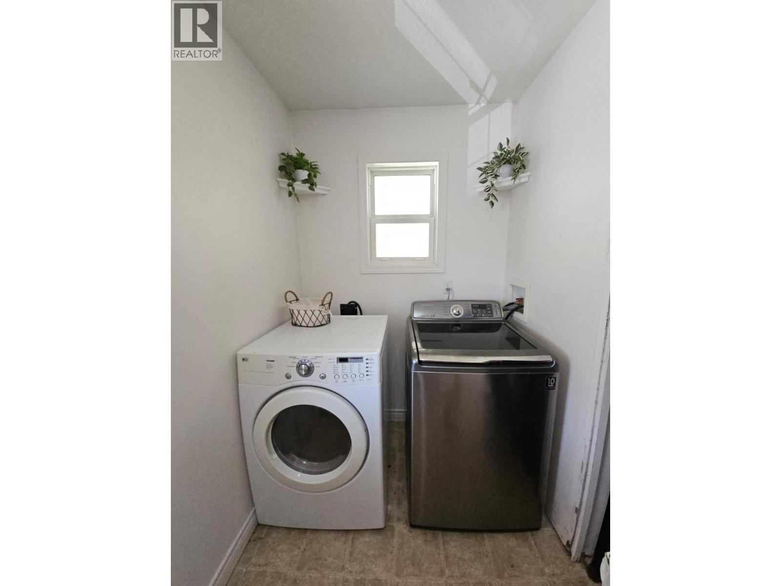 5200 45 Avenue, Chetwynd