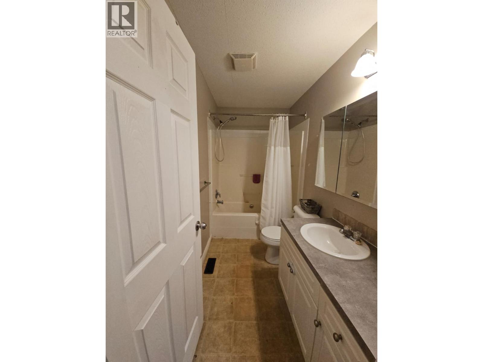 5200 45 Avenue, Chetwynd