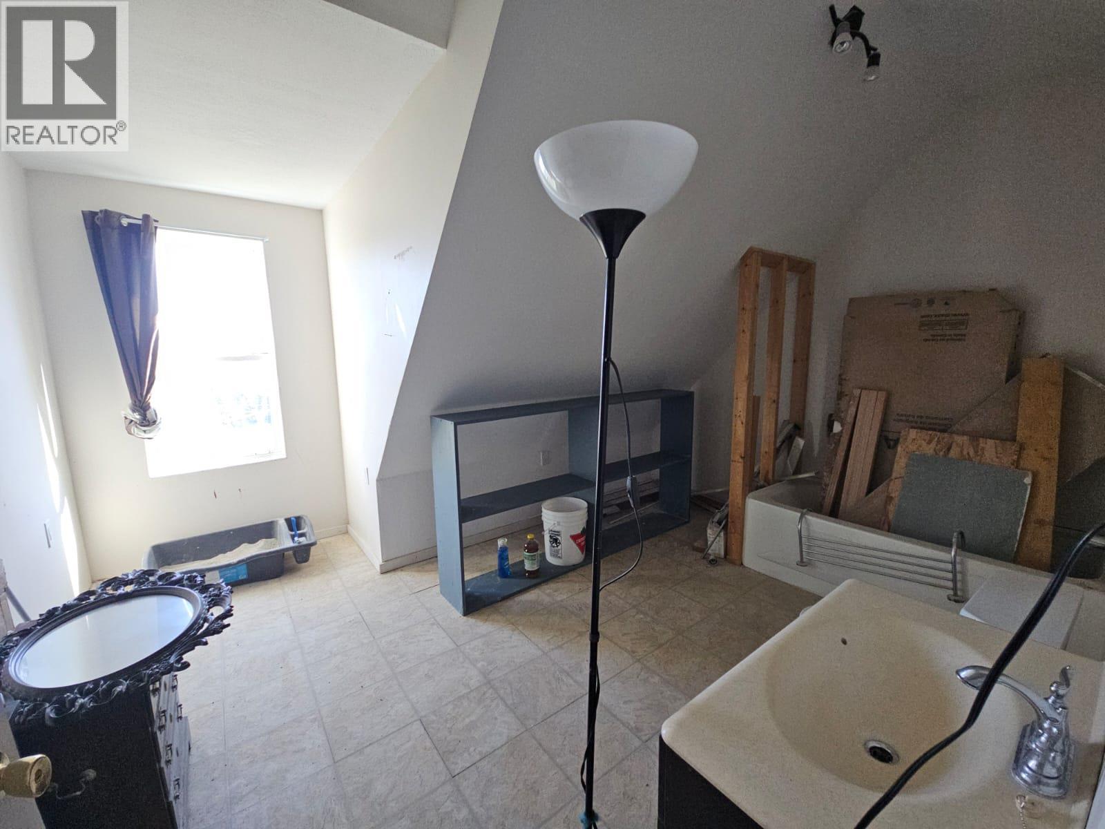 5200 45 Avenue, Chetwynd