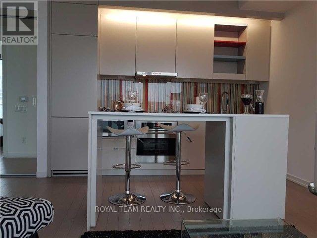 Photo 8 of 2308 101 Peter Street, Toronto ON