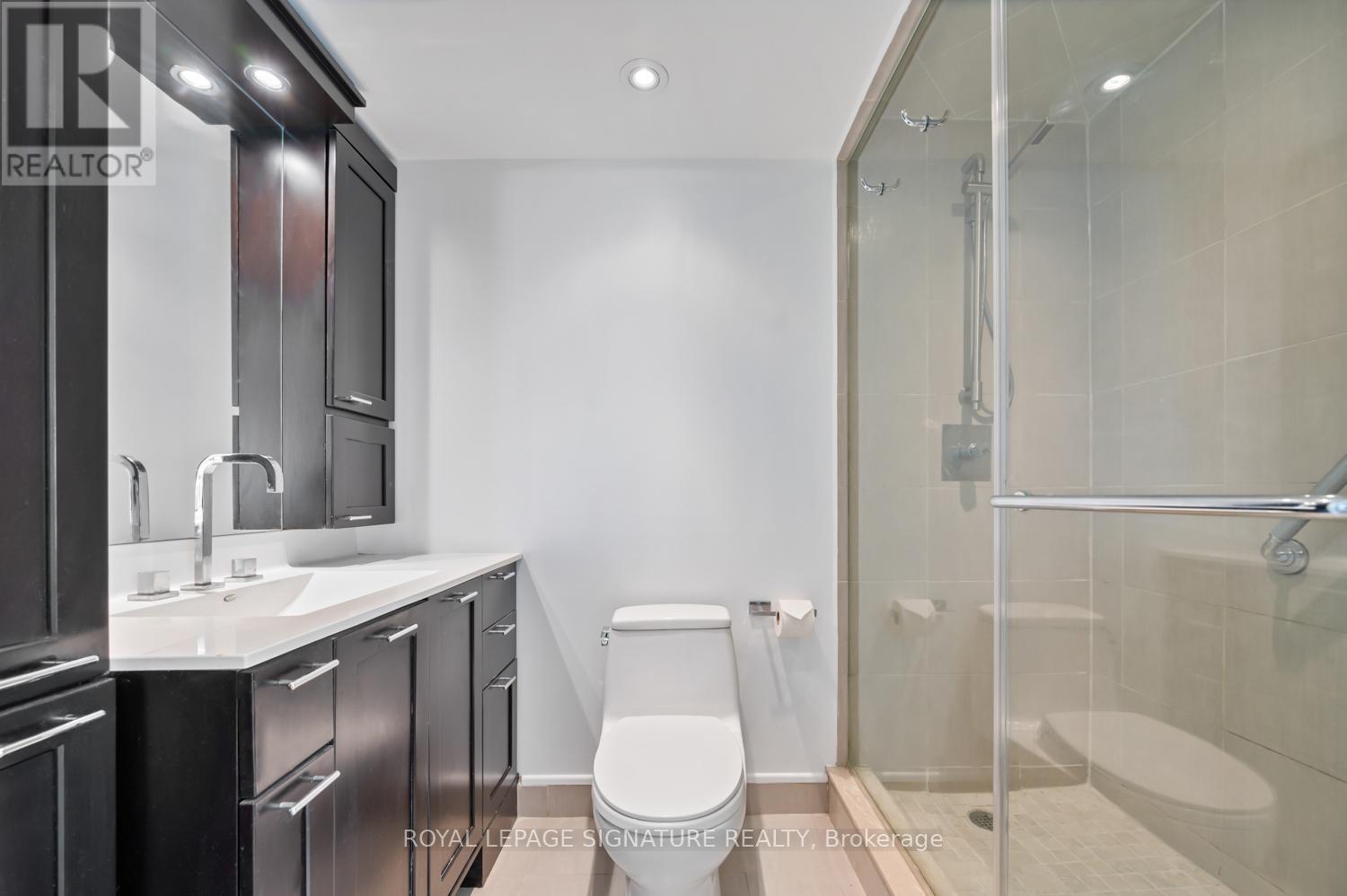 Photo 15 of 1602 260 Heath Street W, Toronto ON