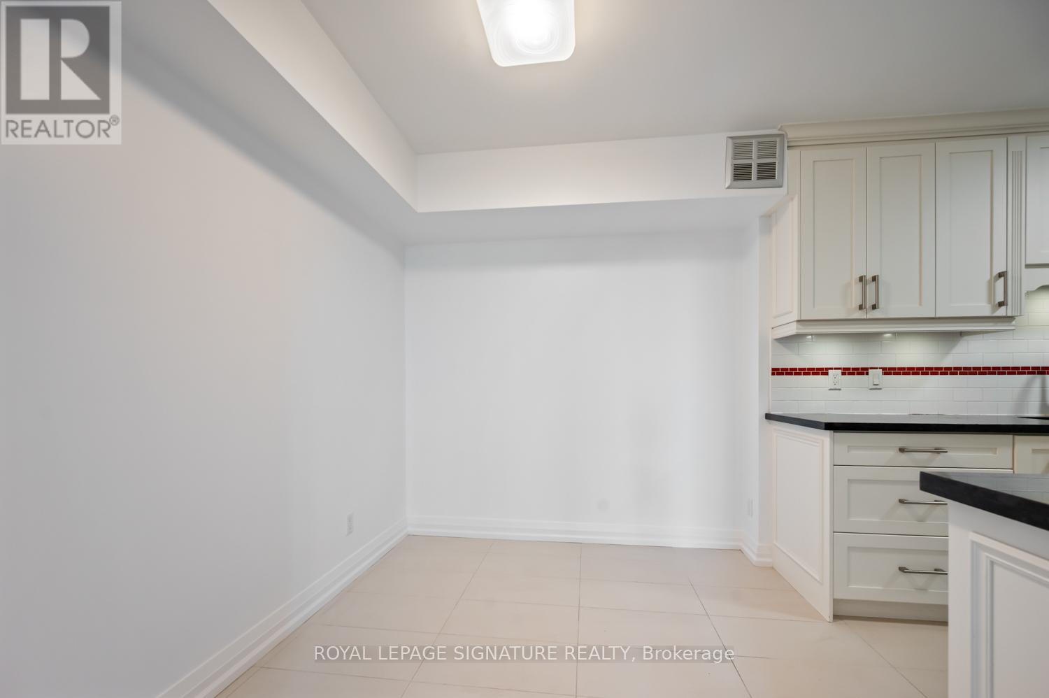 Photo 7 of 1602 260 Heath Street W, Toronto ON
