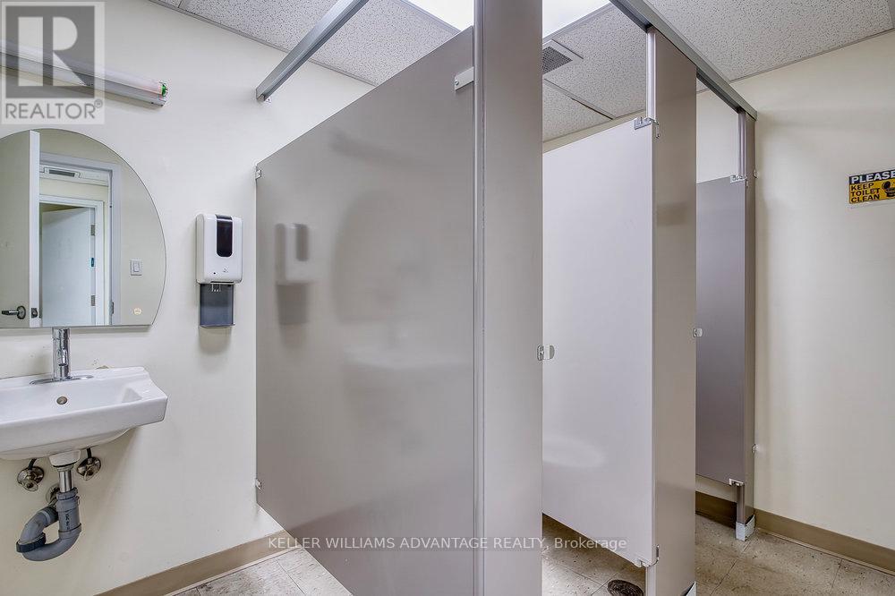 Photo 12 of Basement 302 Spadina Avenue, Toronto ON