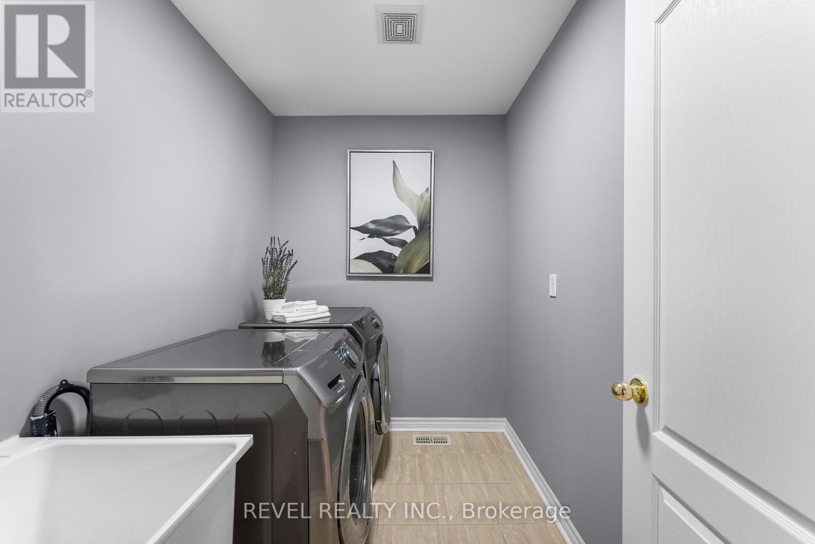 Photo 44 of 1612 Winville Road, Pickering ON