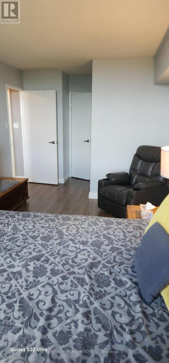 Photo 14 of 1116 20 Dean Park Road, Toronto ON