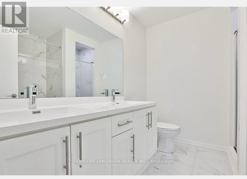 Photo 11 of 131 11 Almond Blossom Mews, Vaughan ON
