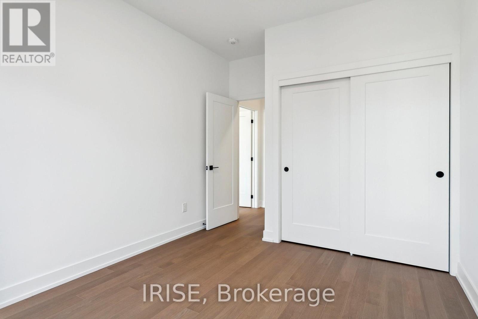 Photo 21 of 55 40 Lou Parsons Way, Mississauga ON