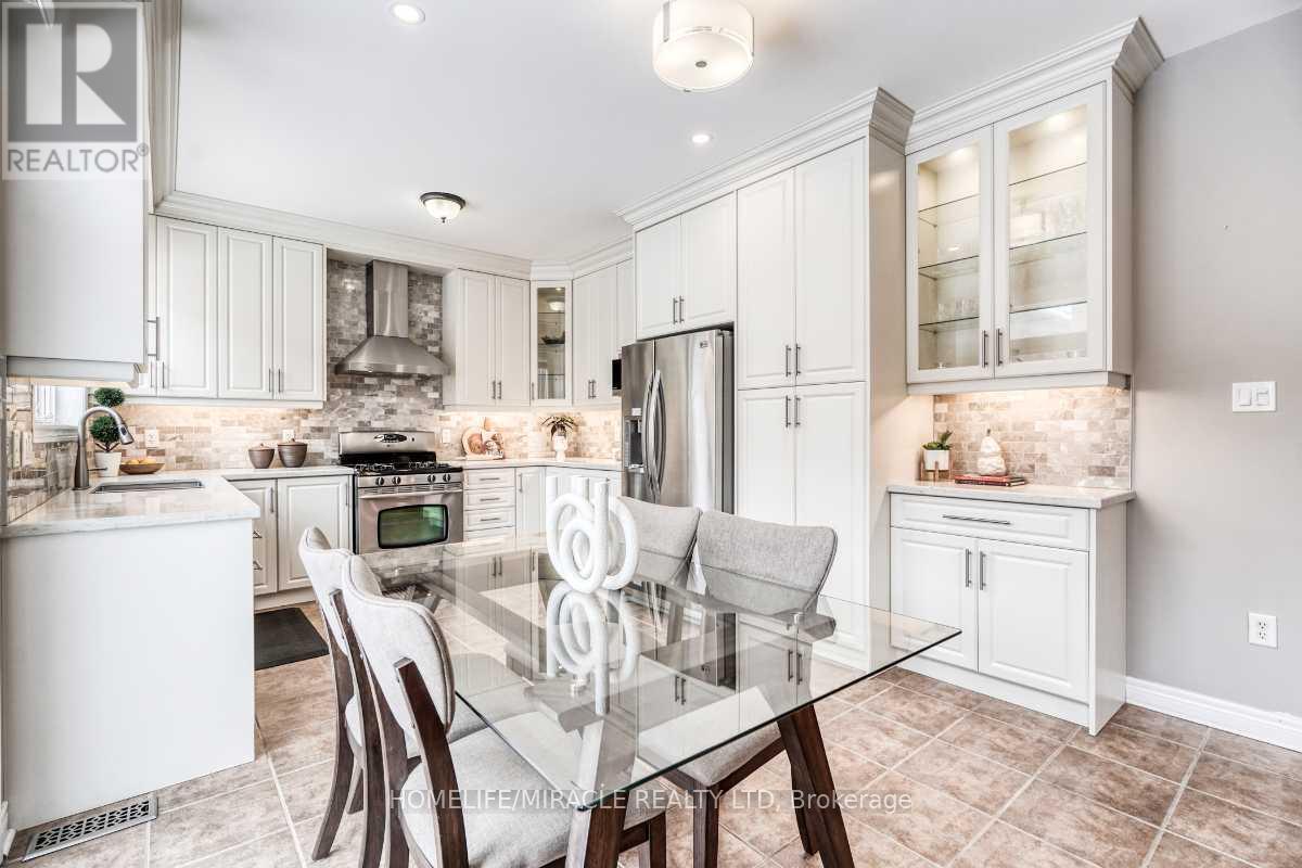 Photo 15 of 824 Millard Street, Whitchurchstouffville ON