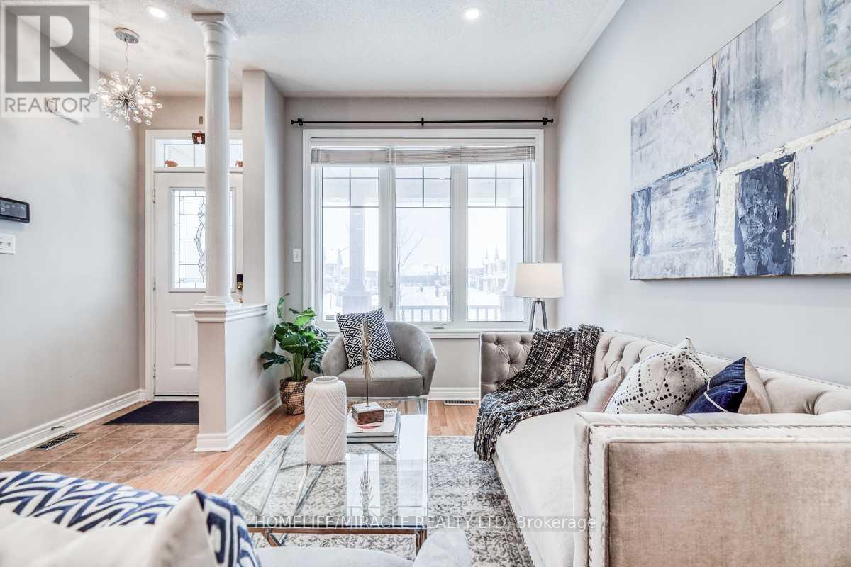 Photo 6 of 824 Millard Street, Whitchurchstouffville ON