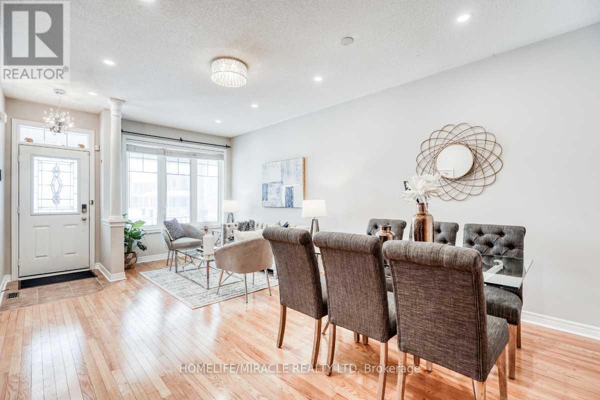 Photo 8 of 824 Millard Street, Whitchurchstouffville ON