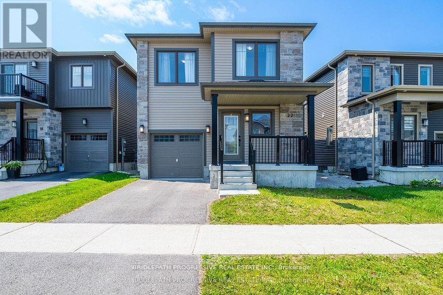 Photo 1 of 22 Alaskan Heights, Barrie ON