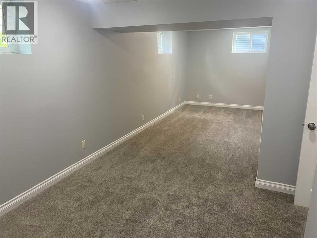 Photo 20 of 2620 38 Street Sw, Calgary AB