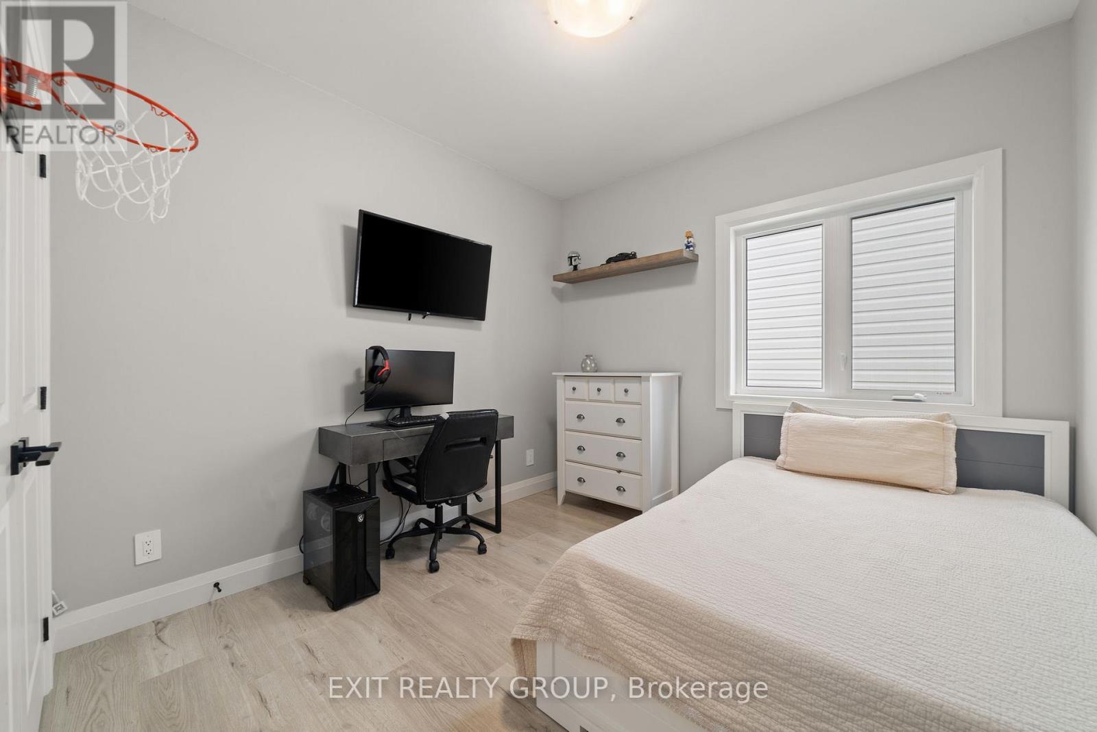 Photo 15 of 4 Mackenzie John Crescent, Brighton ON