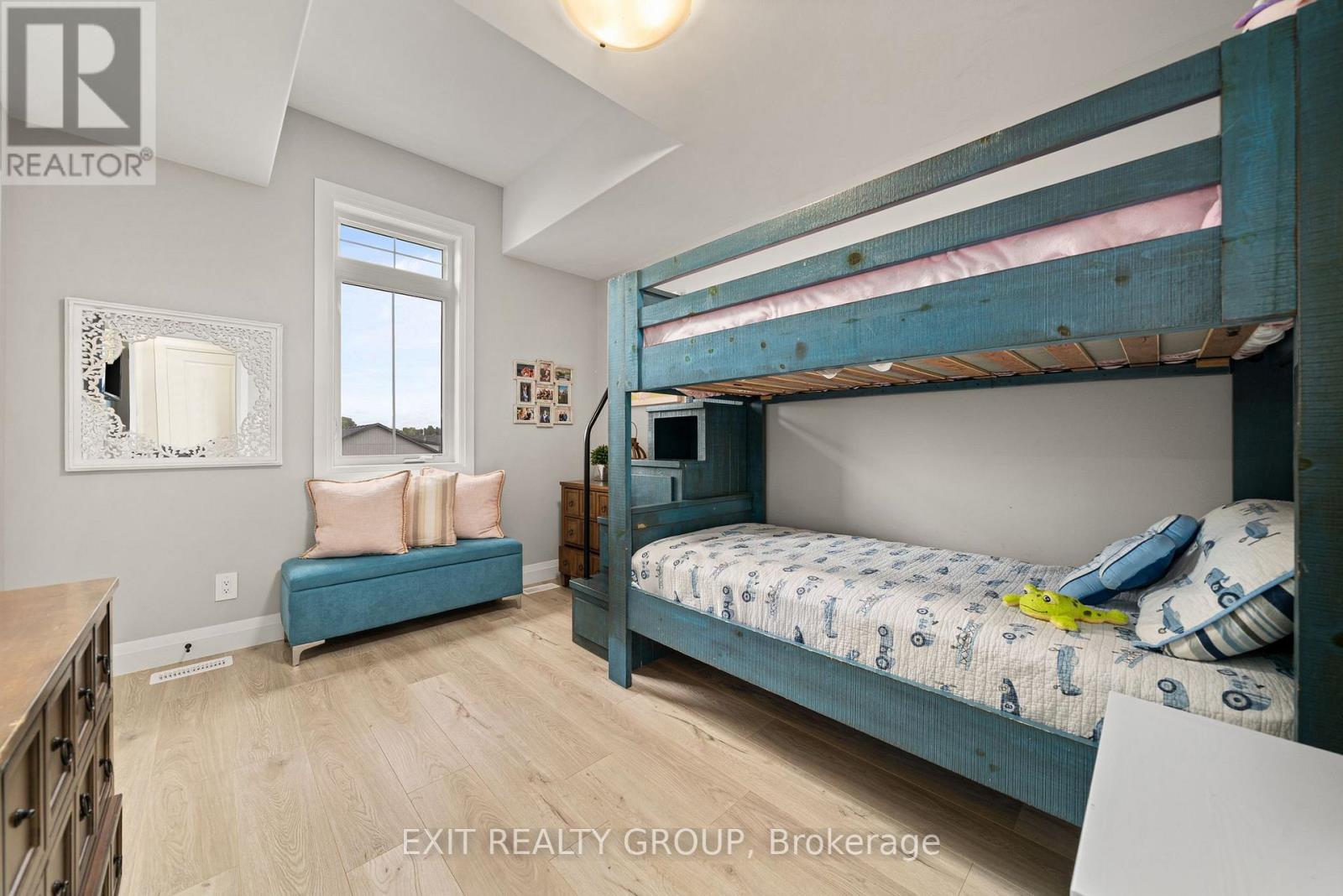 Photo 20 of 4 Mackenzie John Crescent, Brighton ON