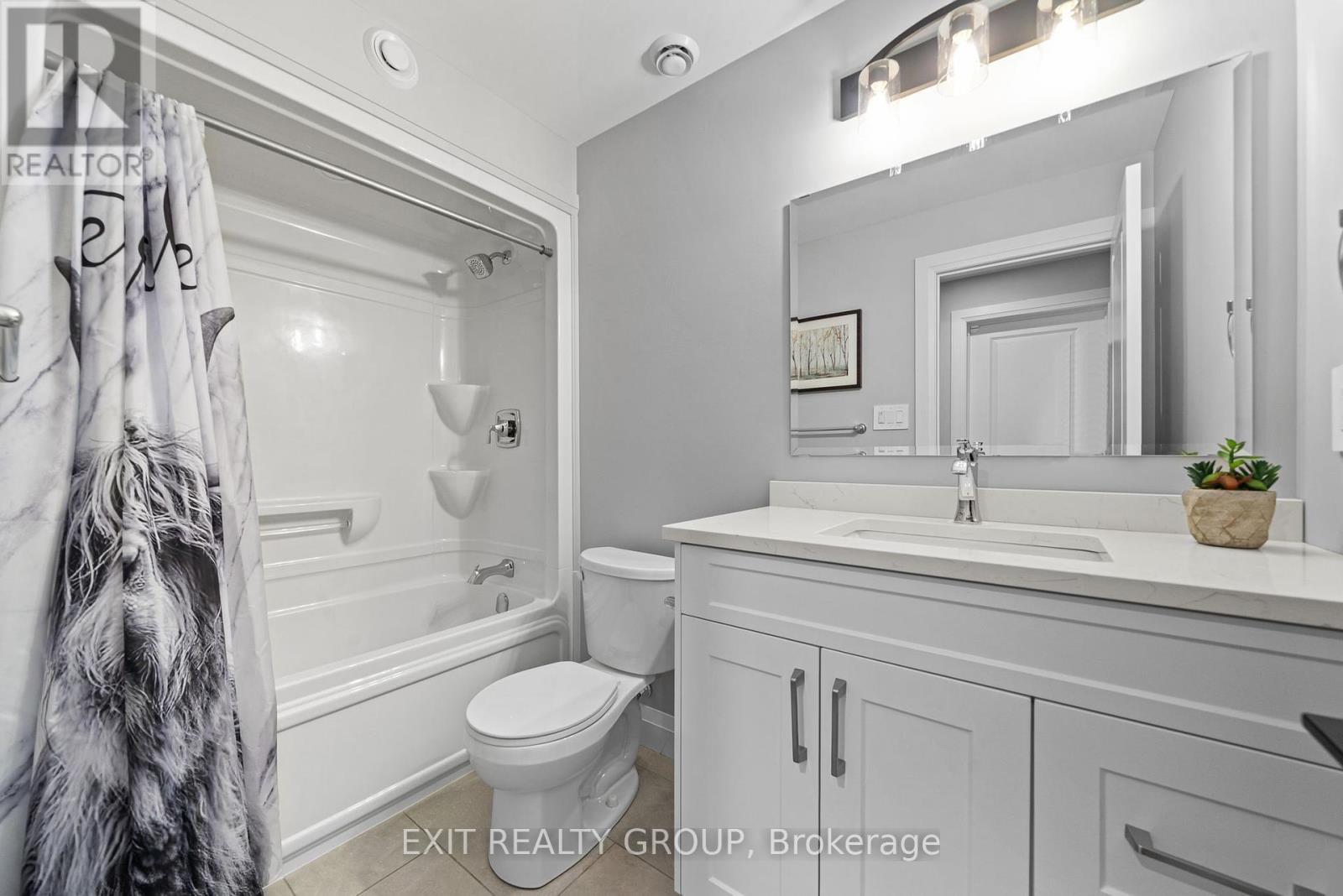 Photo 35 of 4 Mackenzie John Crescent, Brighton ON