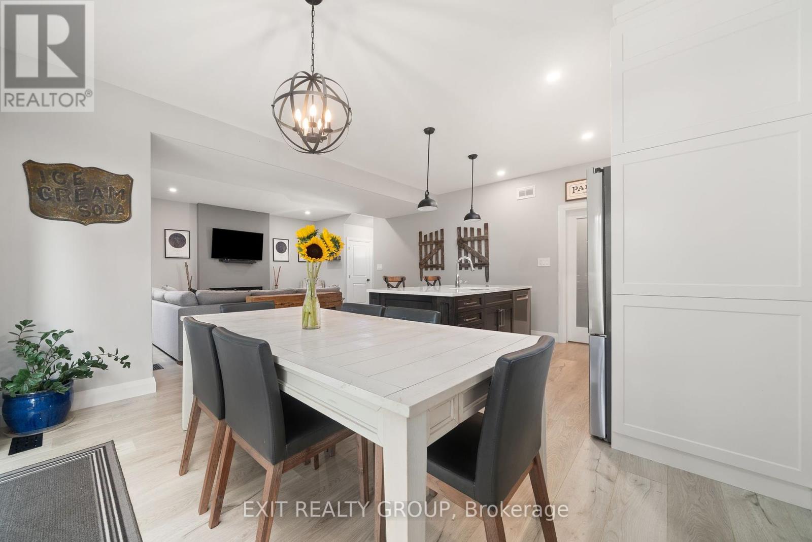 Photo 9 of 4 Mackenzie John Crescent, Brighton ON