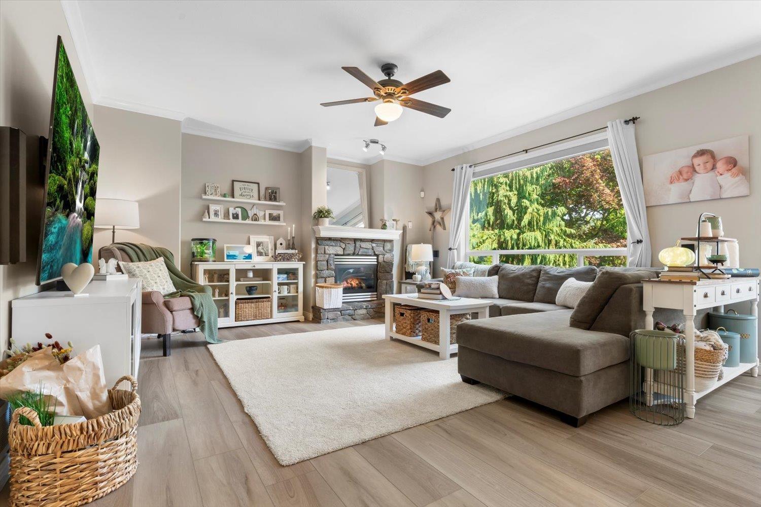Photo 3 of 6030 Glenmore Drive Sardis South, Chilliwack BC