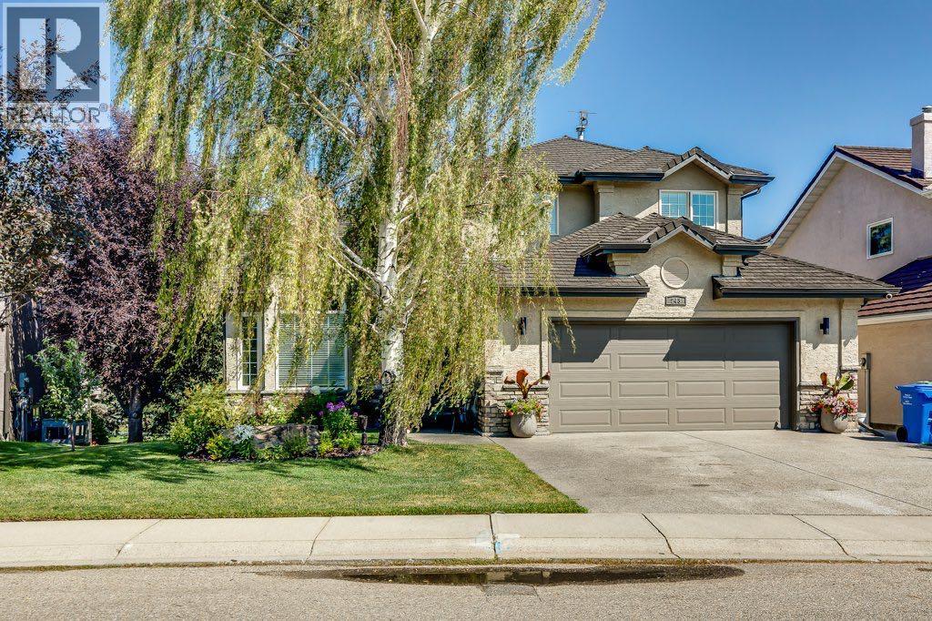 Photo 3 of 243 Country Hills Close Nw, Calgary AB