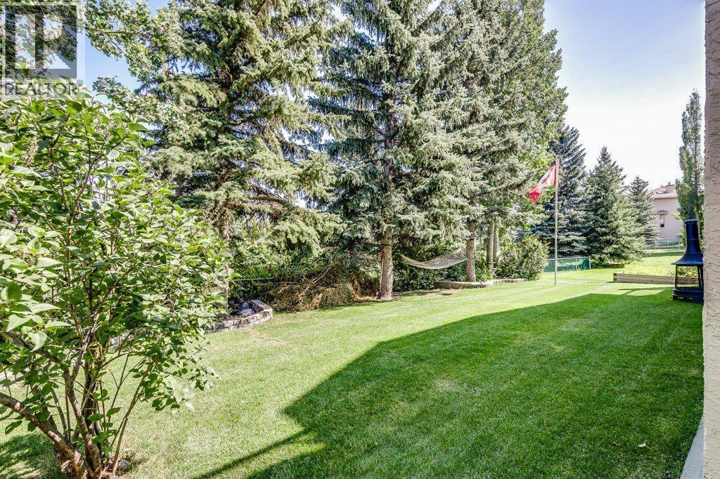 Photo 45 of 243 Country Hills Close Nw, Calgary AB