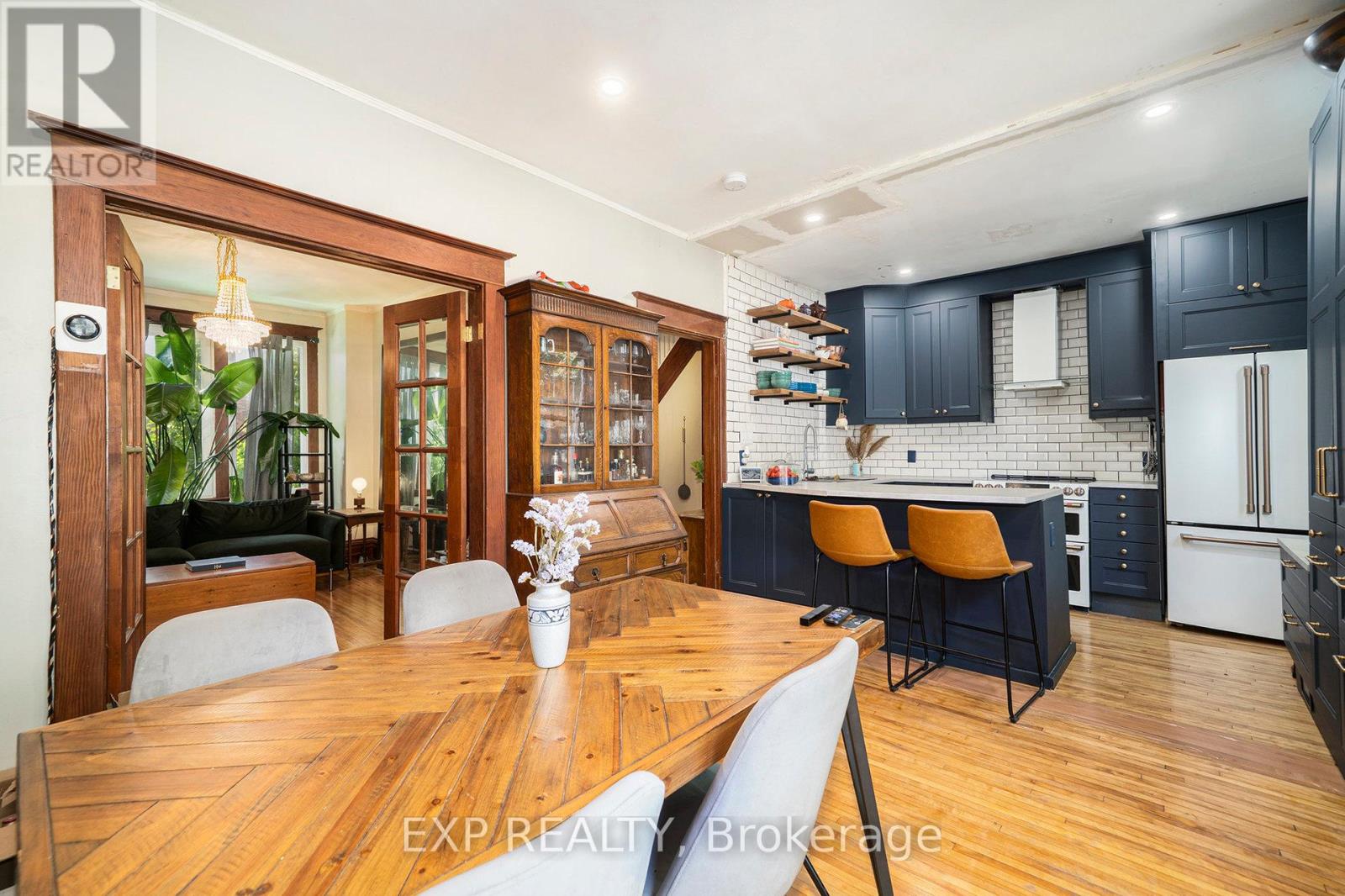 Photo 6 of 477 Kent Street, Ottawa ON