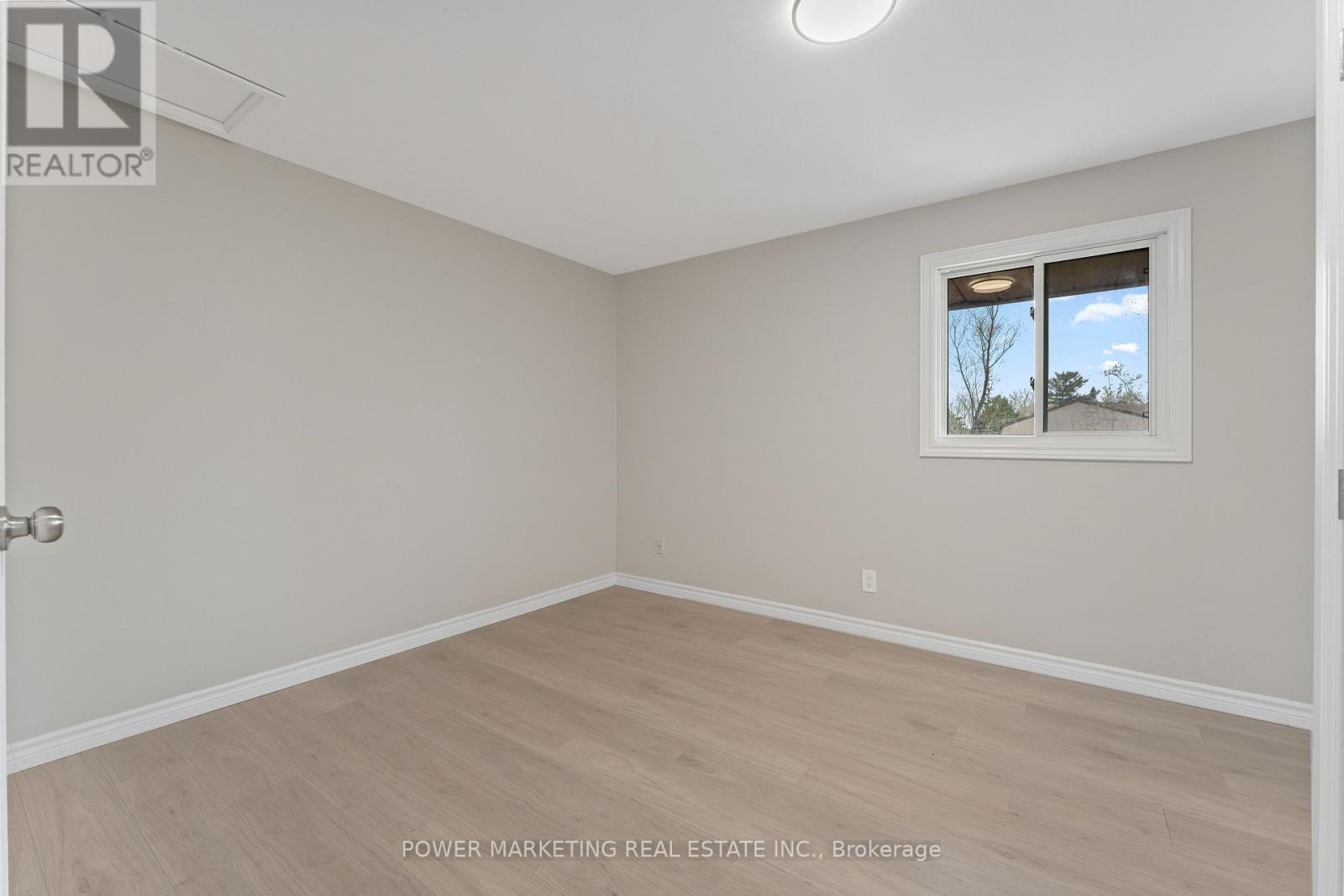 Photo 15 of 1566 Feather Lane, Ottawa ON