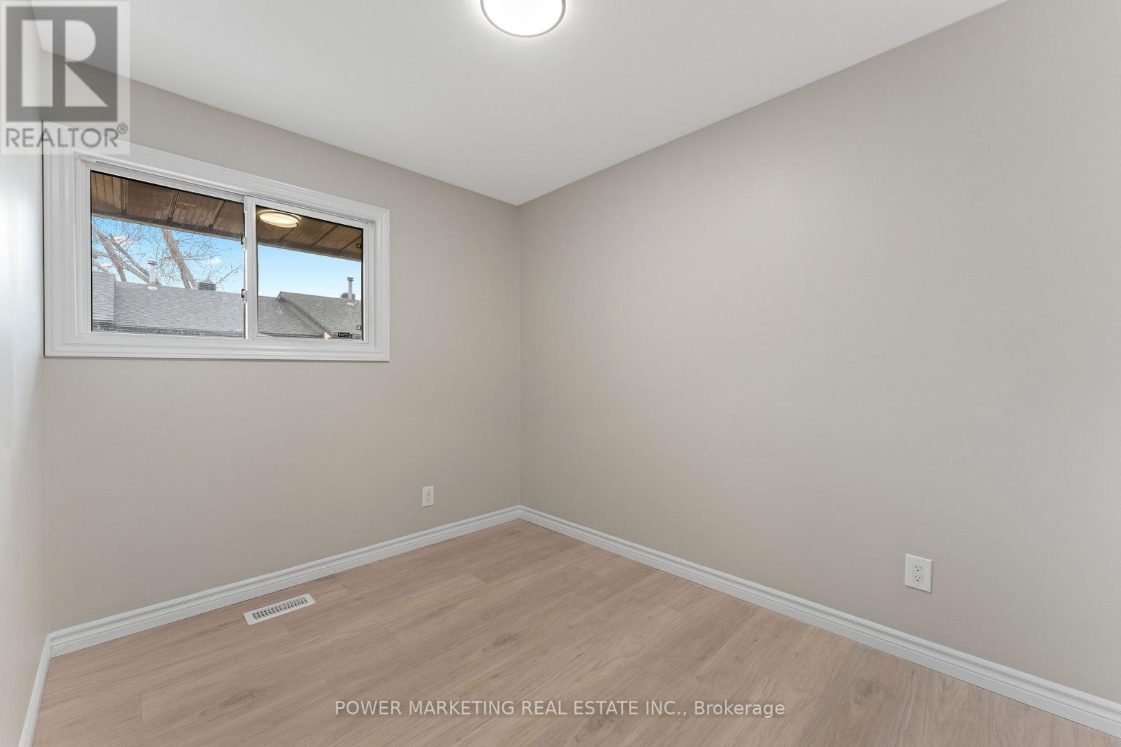 Photo 18 of 1566 Feather Lane, Ottawa ON