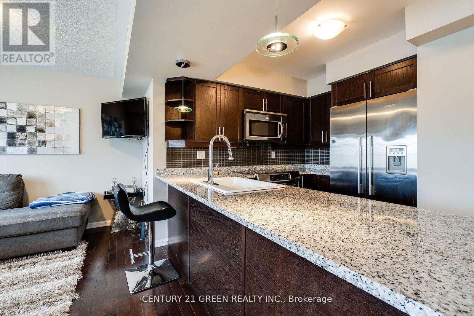 Photo 11 of 24 2614 Dashwood Drive, Oakville ON