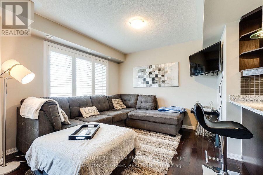 Photo 6 of 24 2614 Dashwood Drive, Oakville ON
