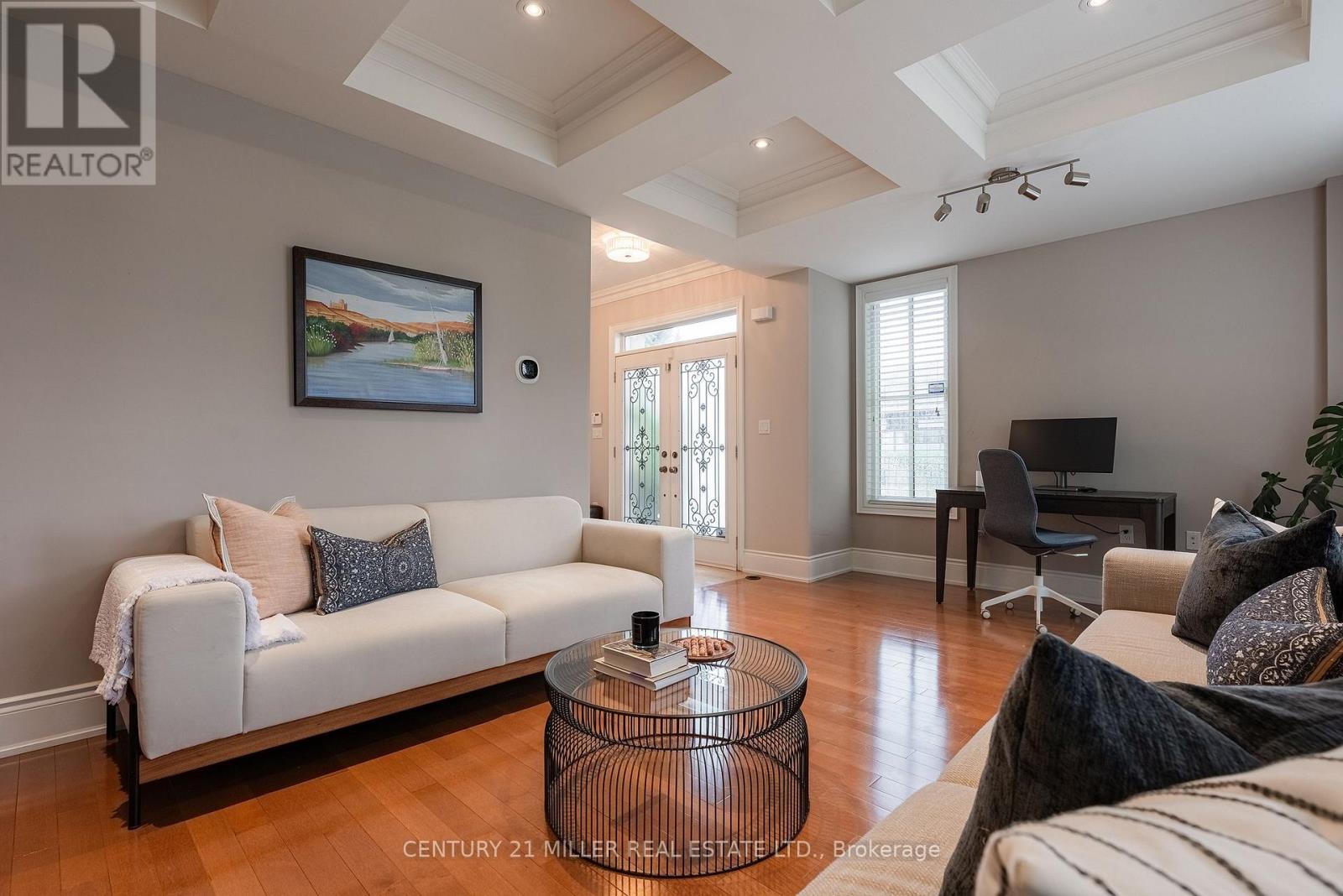 Photo 5 of 131 Brock Street, Oakville ON