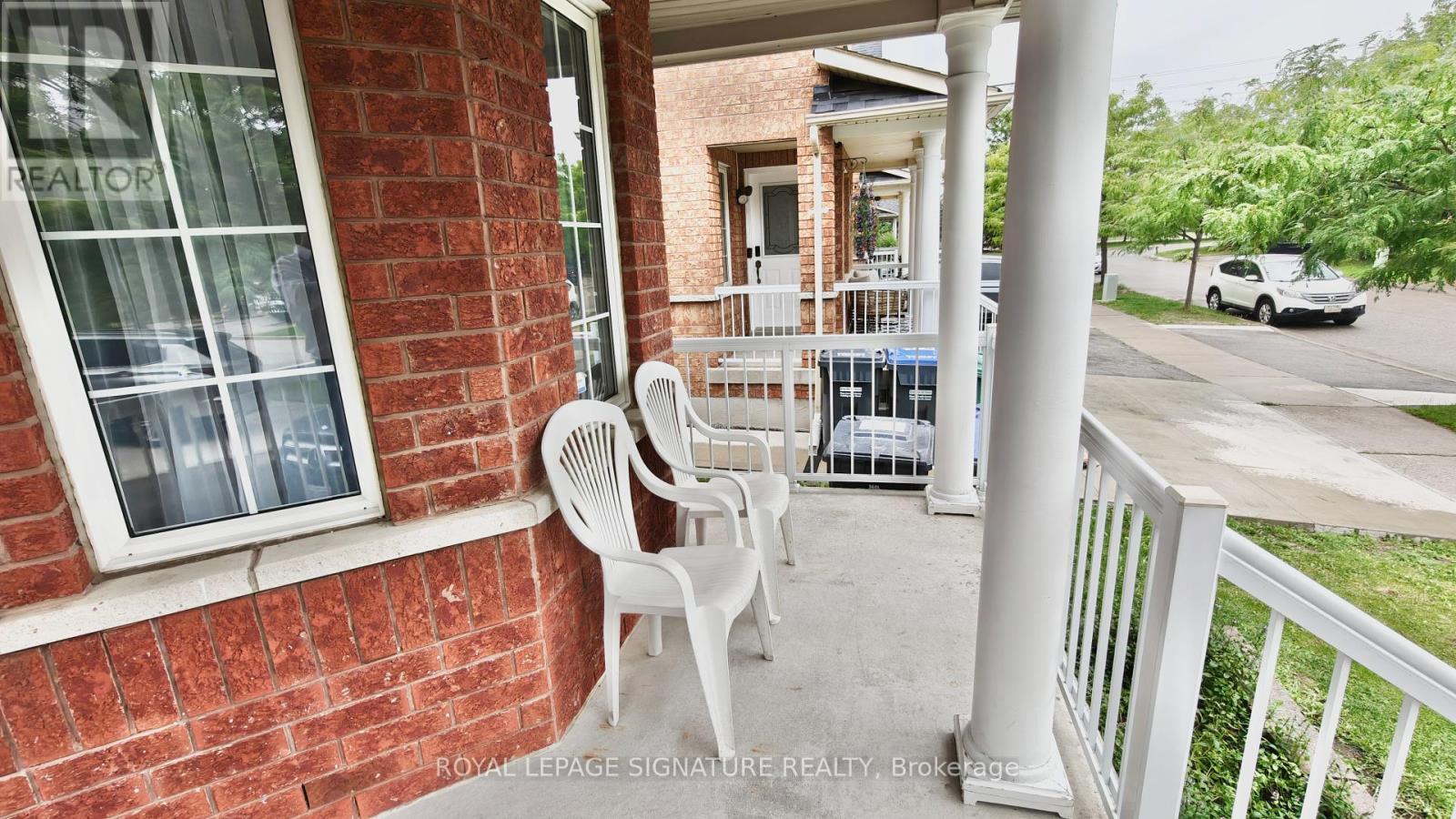 Photo 2 of 5967 Manzanillo Crescent, Mississauga ON