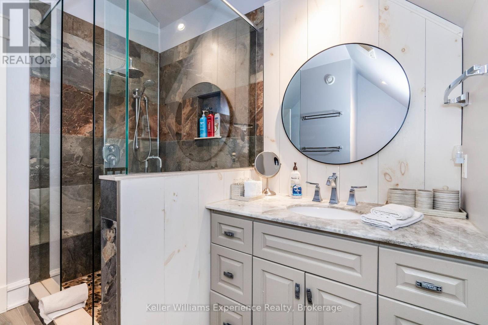 Photo 14 of 1749 Champlain Road, Tiny ON