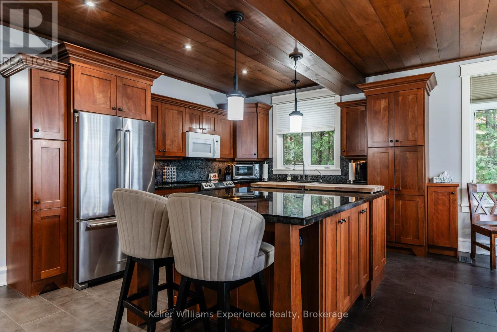 Photo 5 of 1749 Champlain Road, Tiny ON