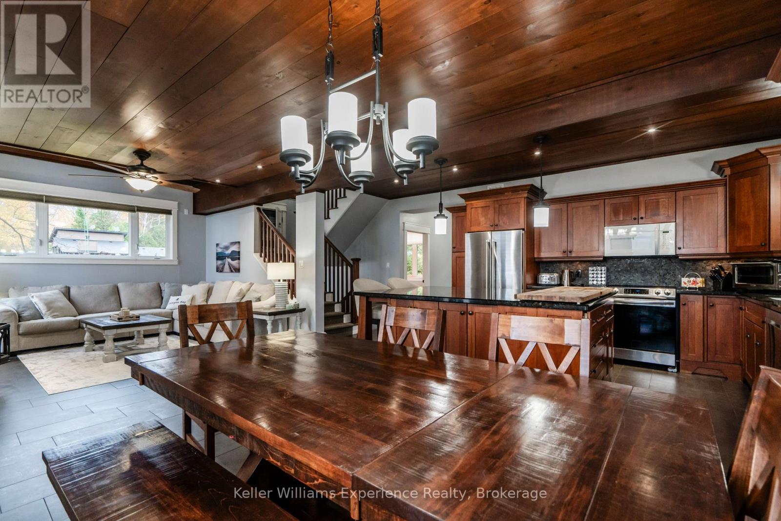 Photo 7 of 1749 Champlain Road, Tiny ON