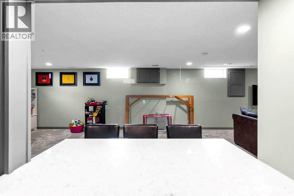 Photo 33 of 1215 Mapleglade Place Se, Calgary AB