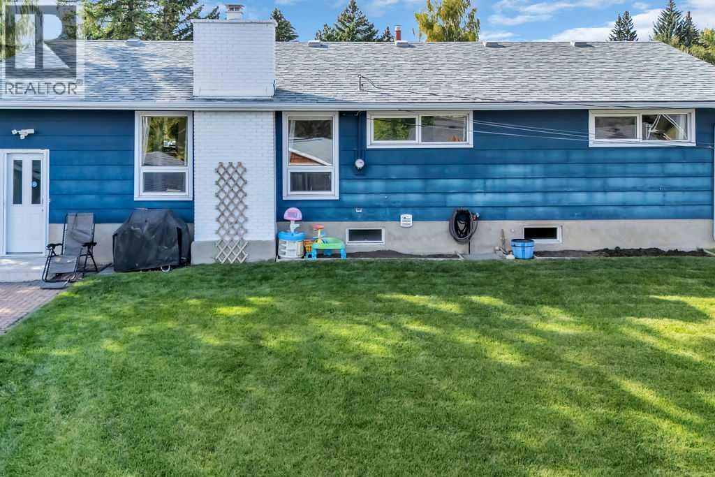 Photo 42 of 1215 Mapleglade Place Se, Calgary AB